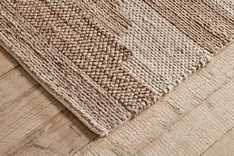 Nubu Wool Rug