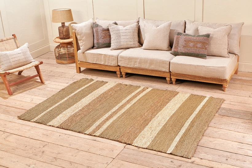 Serpia Seagrass, Water Hyacinth & Corn Husk Leaf Rug